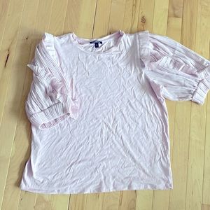 Express Volume Sleeve Top